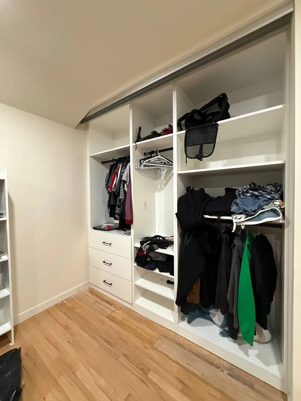 Ganesha Ave. Reach-In Closet in Altadena, CA by MONO CLOSETS — photo 2