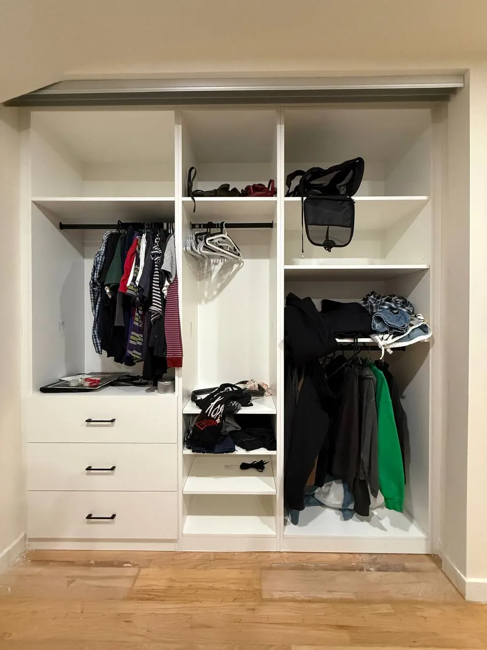 Ganesha Ave. Reach-In Closet in Altadena, CA by MONO CLOSETS — photo 8